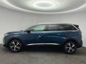 PEUGEOT 5008 2023 (23)