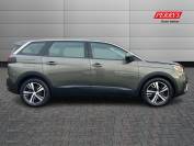 PEUGEOT 5008 2020 (69)