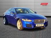 JAGUAR XE 2018 (18)