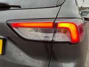 FORD KUGA 2022 (72)