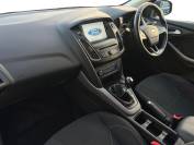 FORD FOCUS 2016 (16)