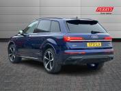 AUDI Q7 2021 (21)