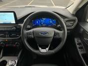 FORD KUGA 2022 (72)