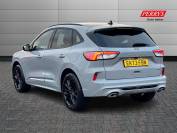 FORD KUGA 2023 (73)