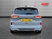 FORD KUGA 2023 (73)