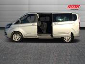 FORD TOURNEO CUSTOM 2023 (23)