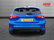 FORD FOCUS 2019 (19)