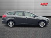 FORD FOCUS 2017 (17)