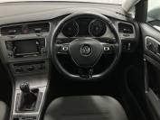 VOLKSWAGEN GOLF 2014 (14)