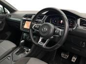 VOLKSWAGEN TIGUAN 2019 (19)