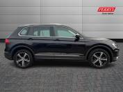 VOLKSWAGEN TIGUAN 2016 (16)