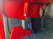 FORD TRANSIT COURIER 2024 (24)