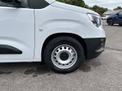 VAUXHALL COMBO CARGO 2024 (73)