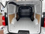 VAUXHALL VIVARO 2024 (74)