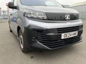 VAUXHALL VIVARO 2024 (24)