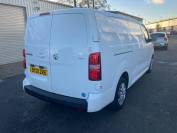 VAUXHALL VIVARO 2021 (21)