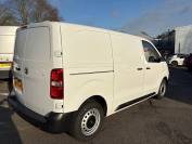 VAUXHALL VIVARO 2024 (74)