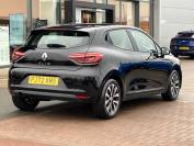 RENAULT CLIO 2022 (72)