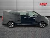 VAUXHALL VIVARO-LIFE 2021 (71)