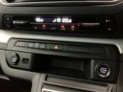 VAUXHALL VIVARO-LIFE 2021 (71)