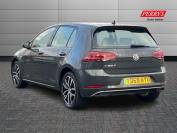 VOLKSWAGEN GOLF 2019 (69)