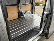 VAUXHALL VIVARO 2024 (74)