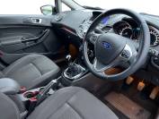 FORD FIESTA 2017 (17)