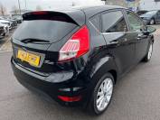 FORD FIESTA 2017 (17)