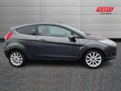 FORD FIESTA 2017 (17)