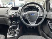 FORD FIESTA 2017 (17)