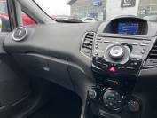 FORD FIESTA 2017 (17)