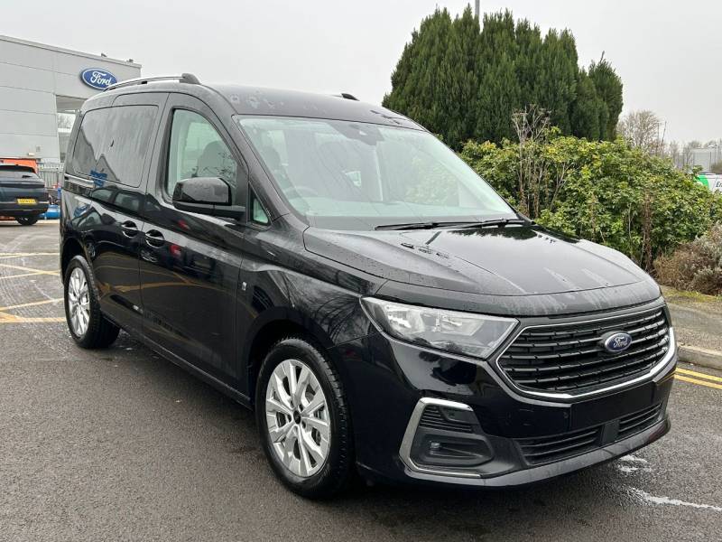 FORD TOURNEO CONNECT 2024 (NU74REG)