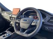 FORD KUGA 2023 (73)