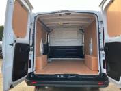 RENAULT TRAFIC 2023 (73)