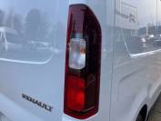 RENAULT TRAFIC 2023 (73)