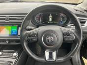 MG MG5 2022 (22)