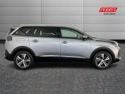 PEUGEOT 5008 2021 (71)