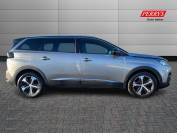 PEUGEOT 5008 2019 (19)