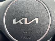 KIA SPORTAGE 2023 (73)