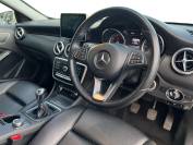 MERCEDES-BENZ A CLASS 2016 (65)