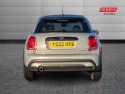 MINI HATCHBACK 2022 (22)