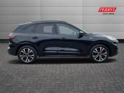 FORD KUGA 2022 (22)