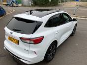 FORD KUGA 2022 (72)