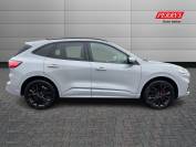 FORD KUGA 2023 (73)