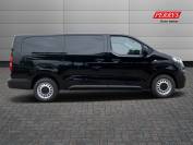 VAUXHALL VIVARO 2024 (24)