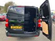 VAUXHALL VIVARO 2024 (24)