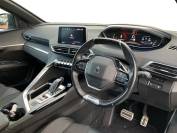 PEUGEOT 5008 2019 (19)