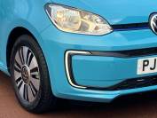 VOLKSWAGEN UP 2022 (72)