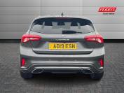 FORD FOCUS-VIGNALE 2019 (19)