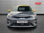 KIA STONIC 2023 (23)